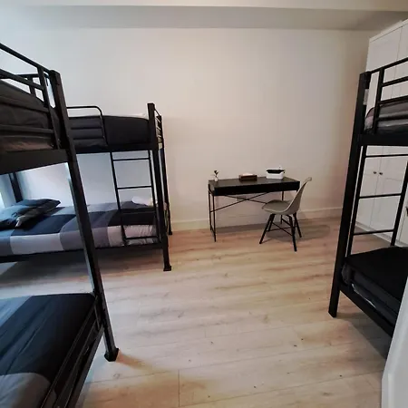 In 8 / Cosy House