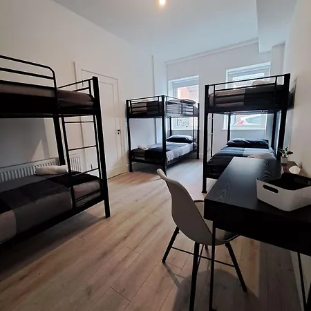 In 8 / Cosy House Πανσιόν *